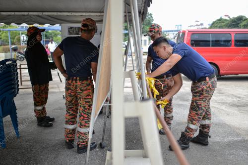 OPERASI PENCARIAN MANGSA TANAH MENDAP
