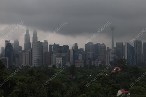 TINJAUAN CUACA IBU KOTA
