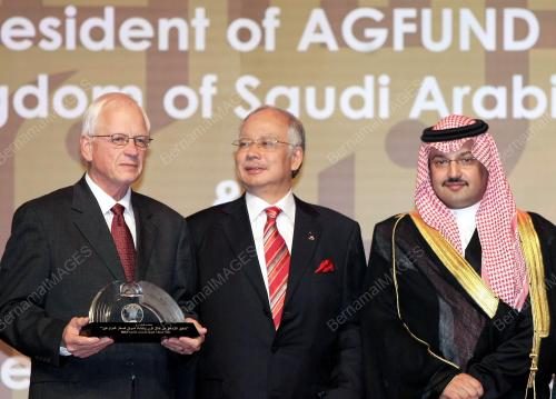 MOHD NAJIB TUN ABDUL RAZAK