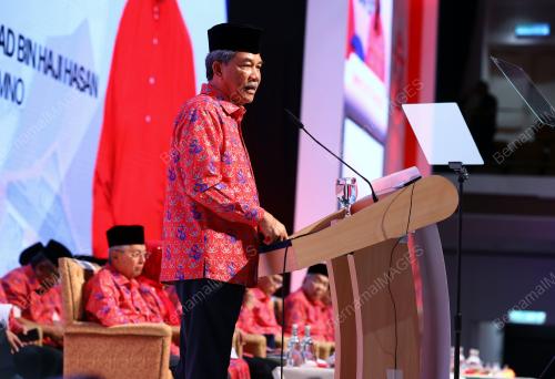 DATUK SERI MOHAMAD HASAN