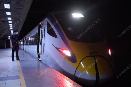 KTMB KURANGKAN PERKHIDMATAN TREN ETS