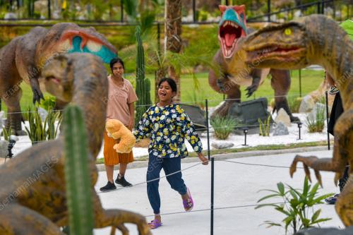TAMAN TEMA DINOSOUR TERBESAR DI MALAYSIA