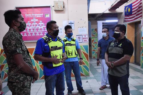 KAWAT BERDURI PPR KAMPUNG BARU AIR PANAS DIALIHKAN