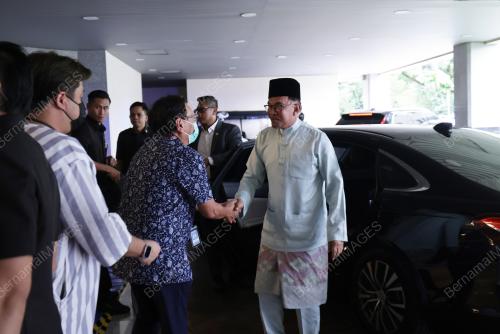 DATUK SERI ANWAR IBRAHIM