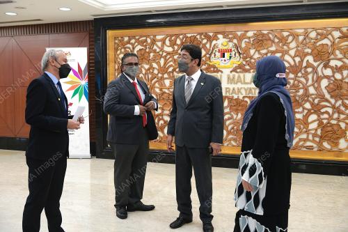 DATUK ZAHIDI ZAINUL ABIDIN