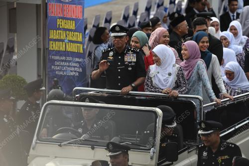DATUK MOHD KHALIL KADER MOHD