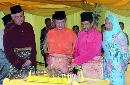 TUANKU MIZAN ZAINAL ABIDIN