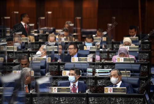 PERSIDANGAN PARLIMEN PENGGAL KETIGA 