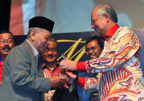 KL38_08022012_PM