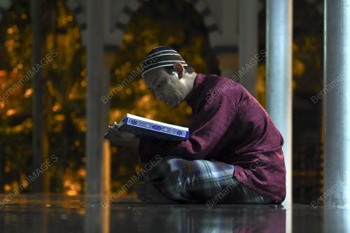 KL38_08062018_PENGHUJUNG_RAMADAN