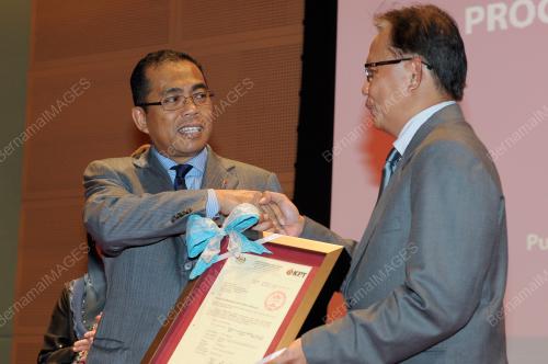 KL38_08112012_KHALED_KPJ