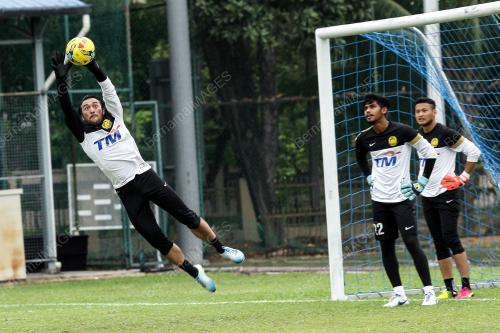 KL38_09102016_LATIHAN_BOLA