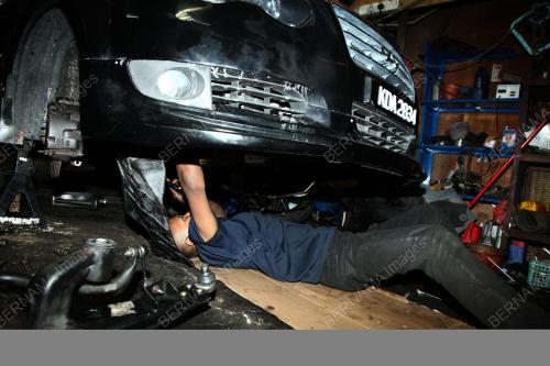 TINJAUAN BENGKEL KERETA