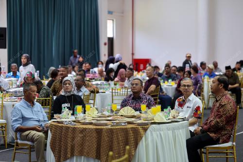 DATUK FAHMI FADZIL