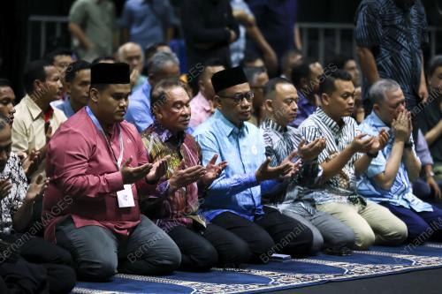 DATUK SERI ANWAR IBRAHIM