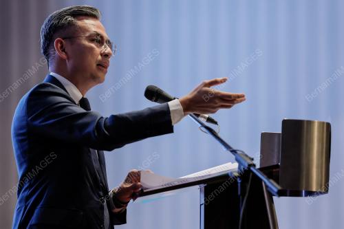 FAHMI FADZIL