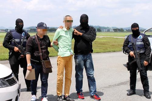 KL38_13082015_MILITAN_IS