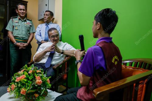DATUK SERI HISHAMMUDDIN TUN HUSSEIN