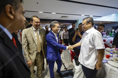 FAHMI FADZIL