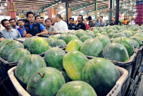 KL38_16012014_PASAR_BORONG