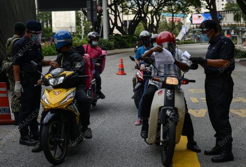 TINJAUAN SEKATAN JALAN RAYA