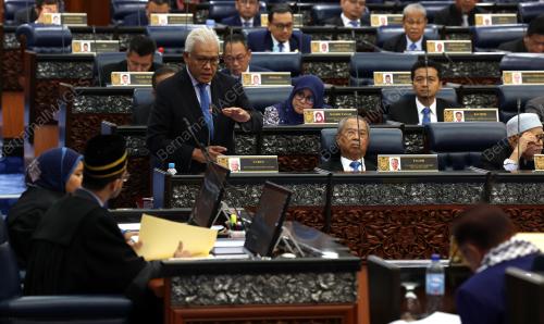 DATUK SERI HAMZAH ZAINUDIN