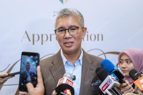 TENGKU DATUK SERI ZAFRUL ABDUL AZIZ