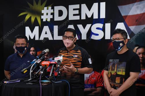 DATUK SERI AHMAD FAIZAL AZUMU