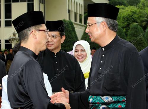 MOHD NAJIB TUN ABDUL RAZAK