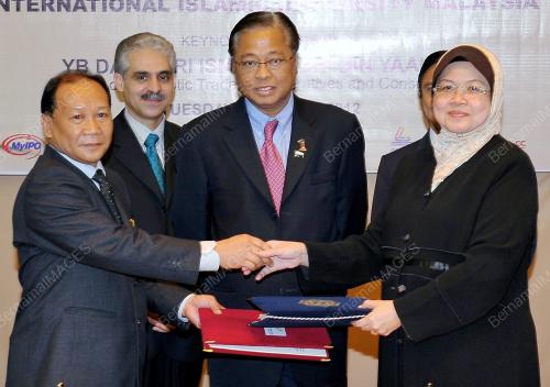 KL38_19032012_MOU_UIA