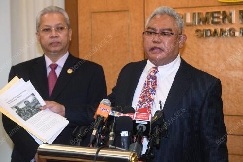 KL38_19032019_PARLIMEN_KELUAR_BN20190317364