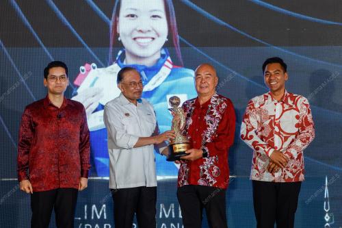 DATUK SERI ANWAR IBRAHIM