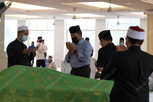 TUN RAHAH MOHAMED NOAH