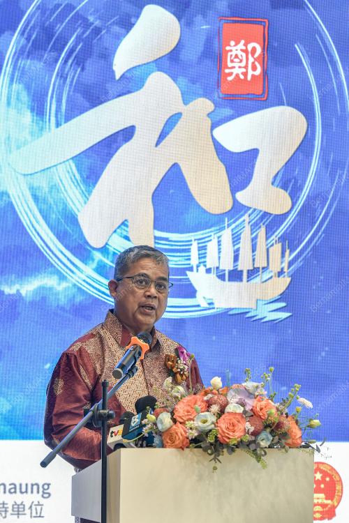 DATUK AARON AGO DAGANG