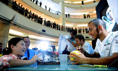 KL38_20032013_PETRONAS_F1