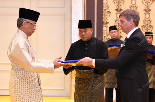 KL38_21032019_AGONG_BN201903204016