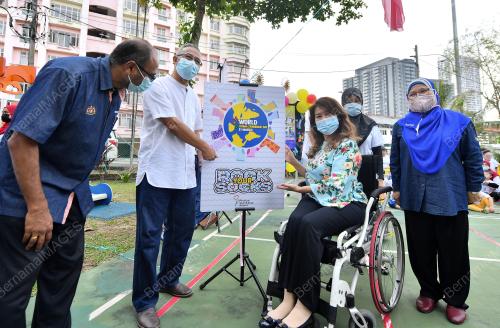 DATUK RAS ADIBA RADZI