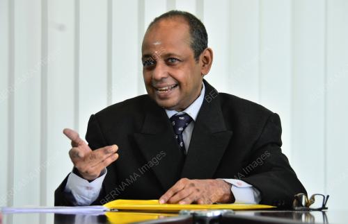 DR P SIVANESWARAN