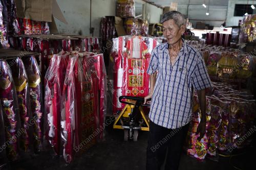 PERSIAPAN TAHUN BARU CINA