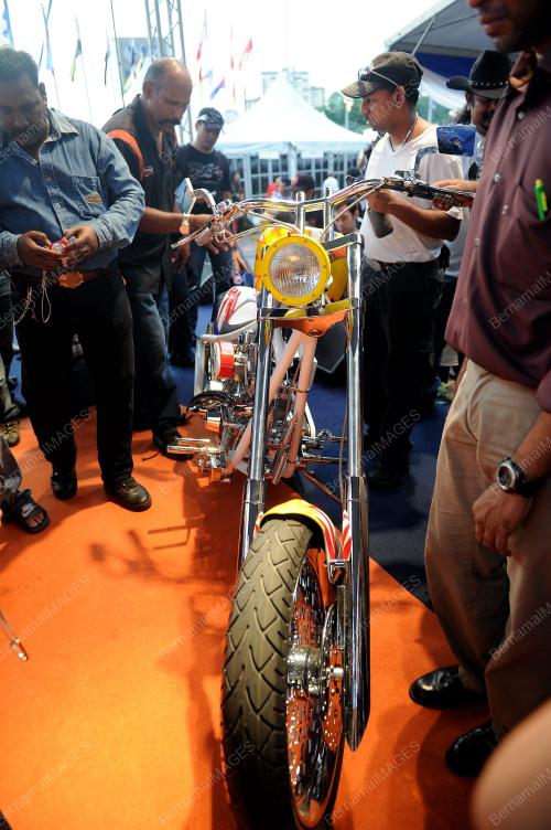 KL38_23032012_1M_CHOPPER