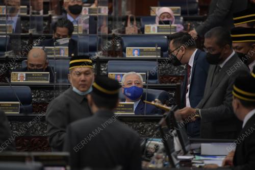 DATUK SERI ISMAIL SABRI YAAKOB