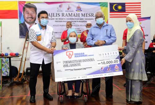 DATUK SERI MEGAT D SHAHRIMAN ZAHARUDIN