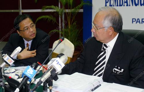 MOHD NAJIB TUN RAZAK