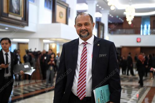 KL38_24072018_PARLIMEN