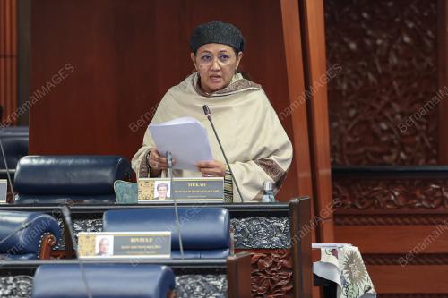 DATUK HANIFAH HAJAR TAIB