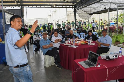 DATUK SERI DR RONALD KIANDEE