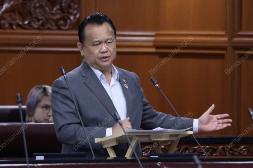 DATUK SERI ALEXANDER NANTA LINGGI
