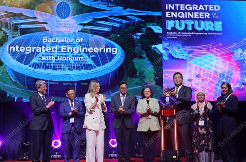 TAN SRI TENGKU MUHAMMAD TAUFIK TENGKU KAMADJAJA AZIZ