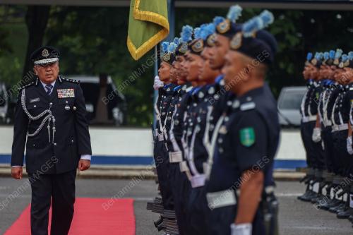 DATUK SERI MOHD KAMARUDIN MD DIN