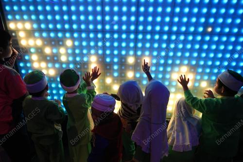KL38_27112017_CUTI_SEKOLAH_BN201711262585